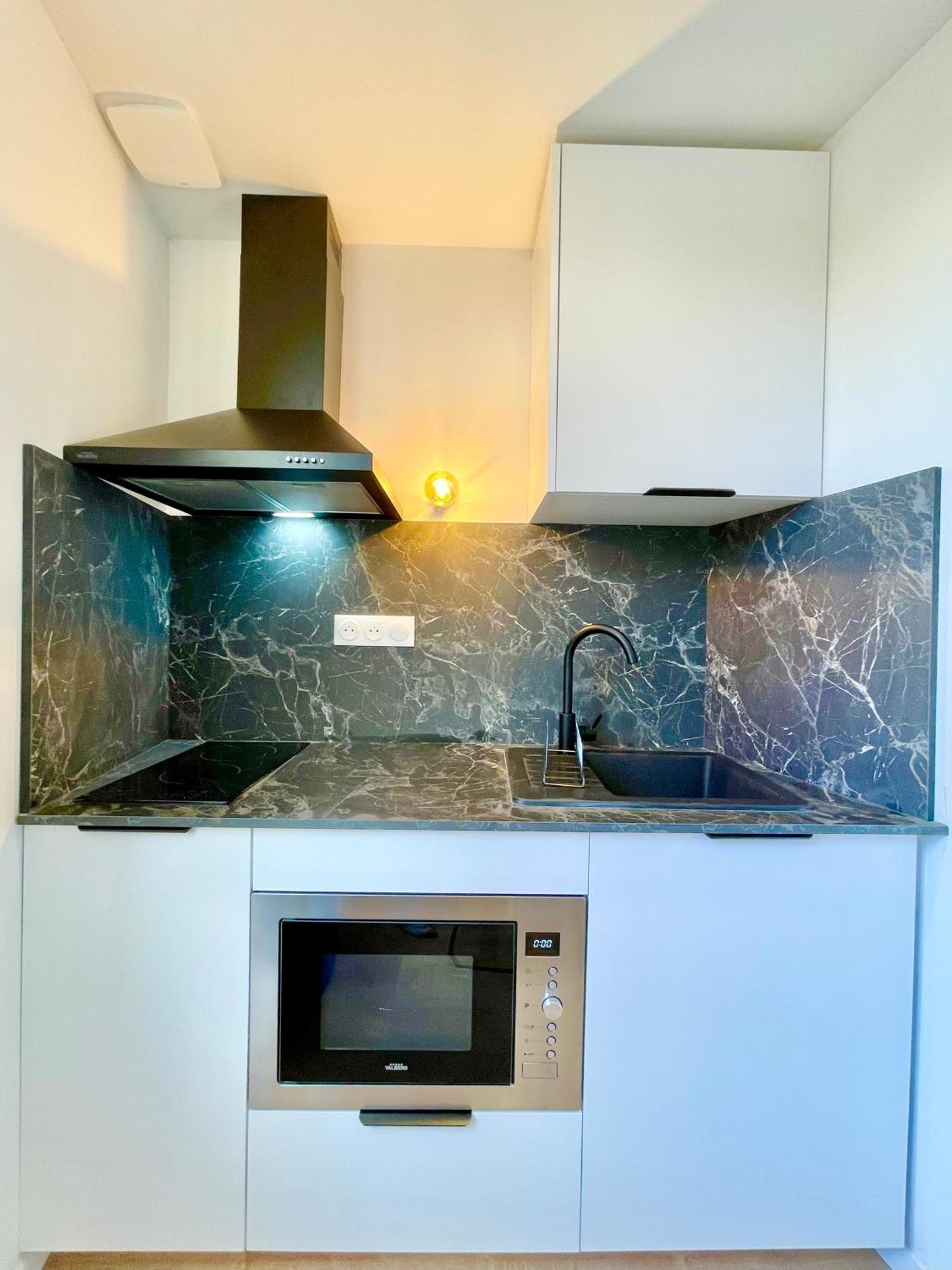 Niort - Hyper-Centre - Appartements En Duplex Ou Triplex - Wifi Fibre - Nouveau Екстериор снимка